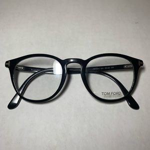 Tom Ford Eyeglasses TF 5401 001
